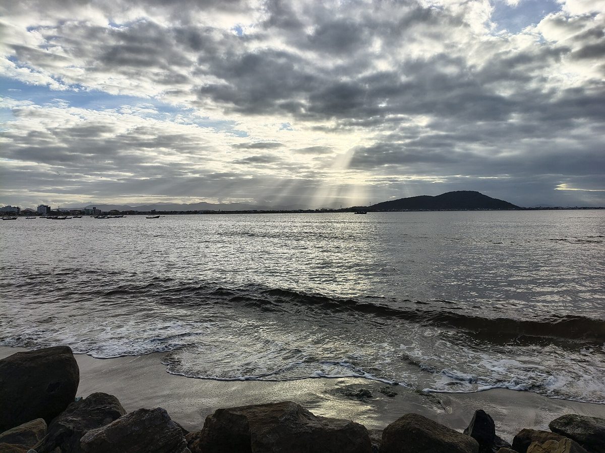 Fim de tarde na Enseada